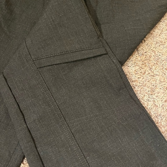 Athleta Canyon Wool Blend Zip Calf Pockets Pants Sz 2 NWOT - Picture 2 of 8